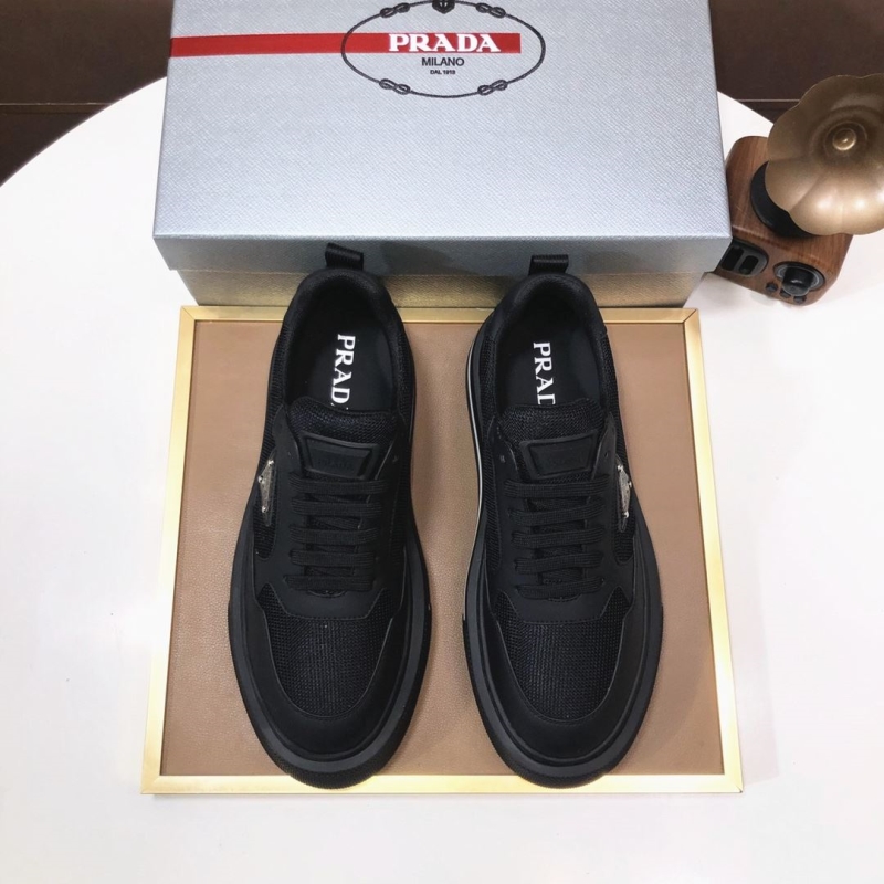 Pra*a casual shoes